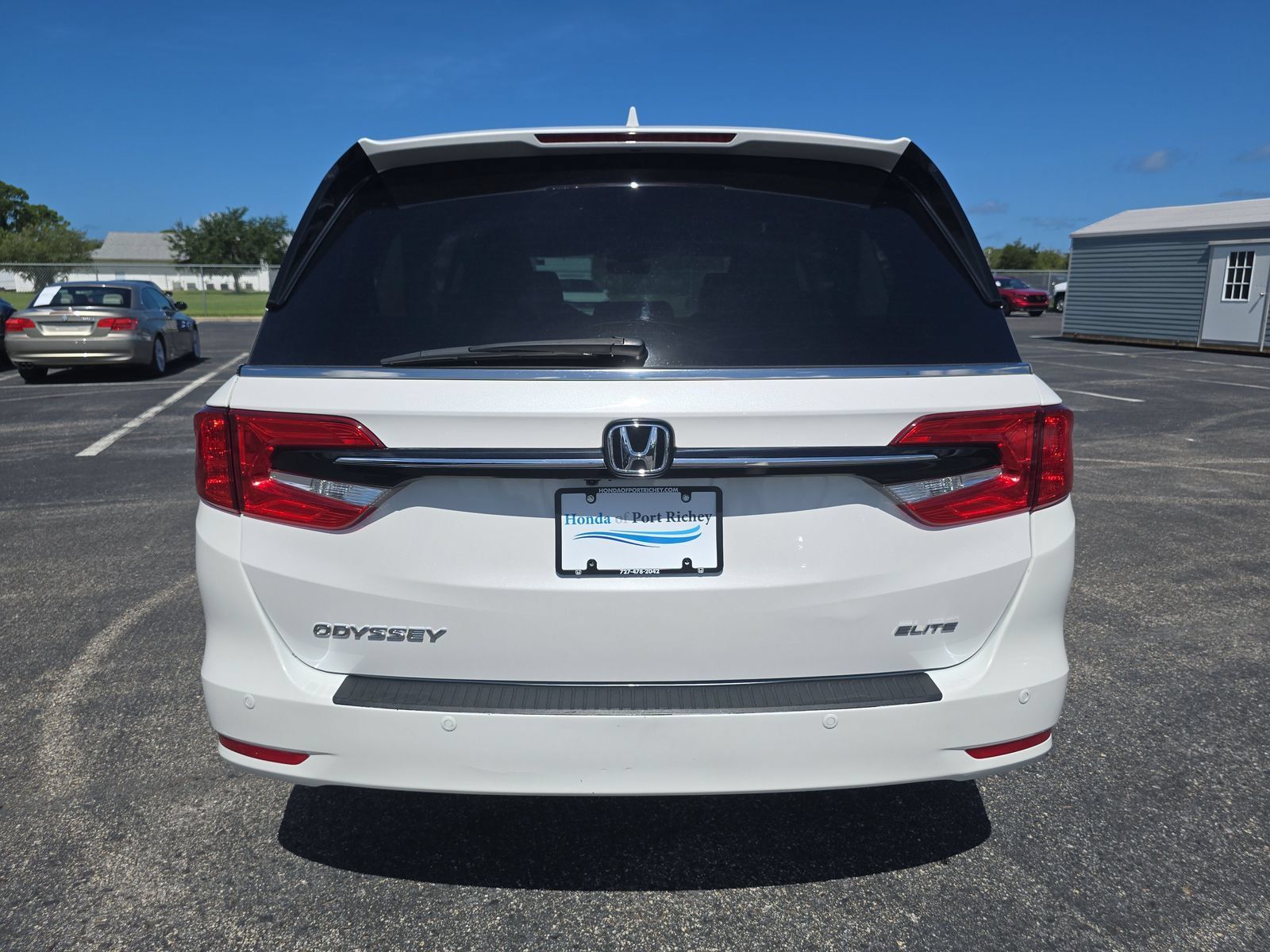 Used 2024 Honda Odyssey Elite image 5