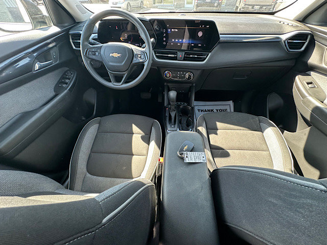 Used 2024 Chevrolet TrailBlazer LS w/ LS Convenience Package AWD/4WD image 18