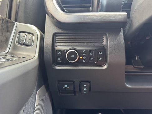 Used 2026 Ford F350 Lariat w/ Chrome Package AWD/4WD image 24