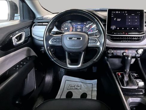 Used 2022 Jeep Compass Limited AWD/4WD image 6