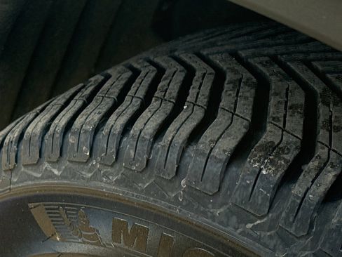 Used 2022 Ford Explorer Limited w/ Hybrid Equipment Group 310A image 11