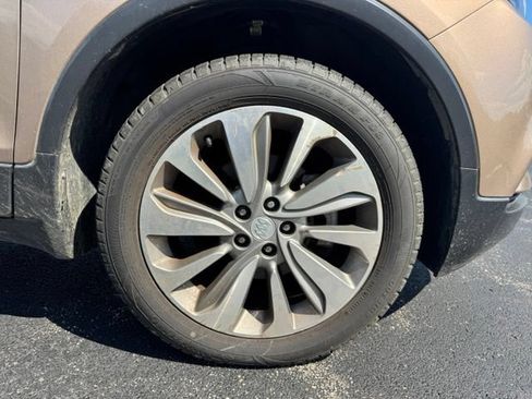 Used 2019 Buick Encore Preferred AWD/4WD image 9