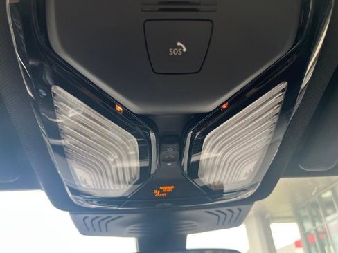 Used 2021 BMW X4 M40i image 18