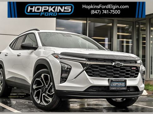 Used 2024 Chevrolet Trax RS w/ Driver Confidence Package FWD image 1