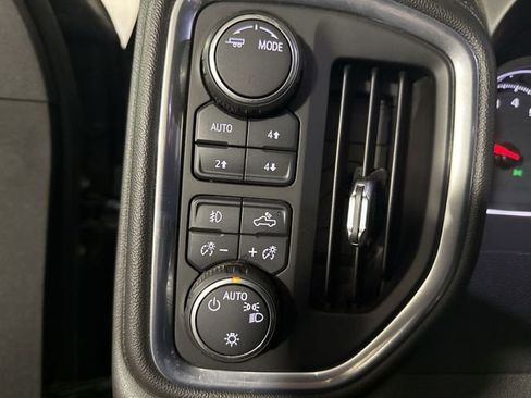 Used 2020 Chevrolet Silverado 1500 LT Trail Boss AWD/4WD image 16