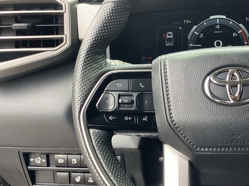 Used 2024 Toyota Tundra Limited AWD/4WD image 21