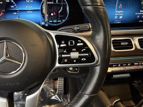 Used 2022 Mercedes-Benz GLS 450 4MATIC image 33