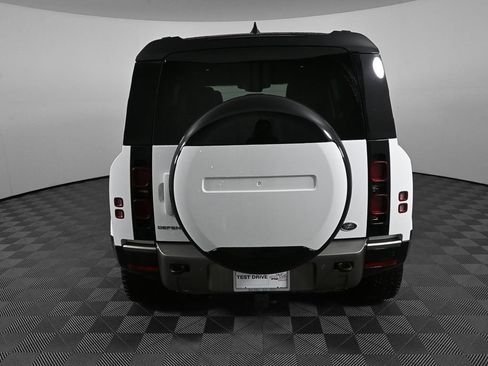 Used 2023 Land Rover Defender 110 X-Dynamic SE AWD/4WD image 27