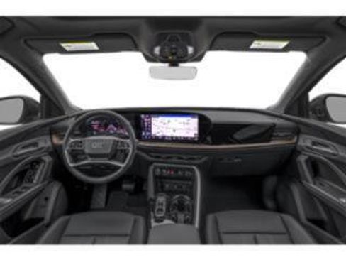 Used 2026 Audi Q5 Premium Plus w/ Premium Plus AWD/4WD image 3