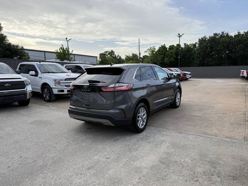 Used 2024 Ford Edge SEL w/ Convenience Package AWD/4WD image 5
