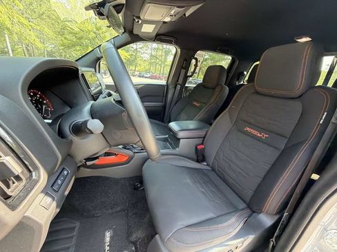 Used 2025 Nissan Frontier Pro-X w/ Pro Convenience Package RWD image 11