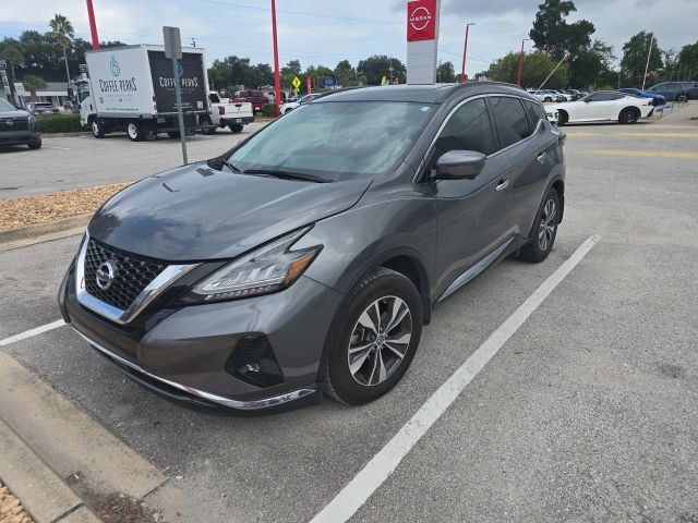 Used 2019 Nissan Murano SV w/ Premium Package FWD image 2