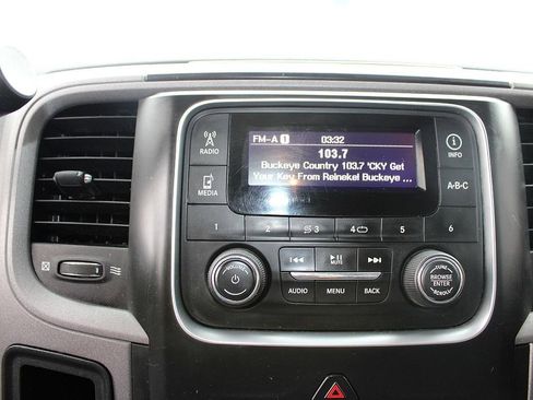 Used 2014 RAM 2500 Tradesman w/ Chrome Appearance Group image 21