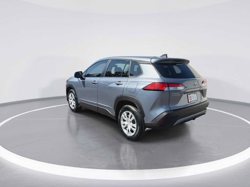Certified 2022 Toyota Corolla Cross L FWD image 6