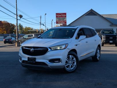 Used 2018 Buick Enclave Essence w/ Trailering Package