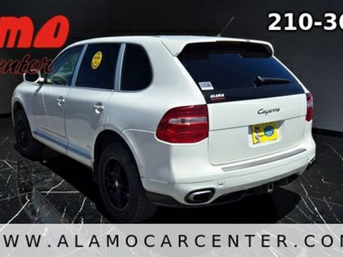 Used 2008 Porsche Cayenne AWD/4WD image 2