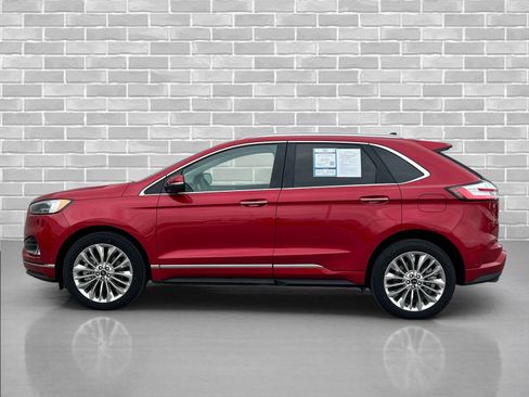 Used 2022 Ford Edge Titanium w/ Equipment Group 301A AWD/4WD image 2
