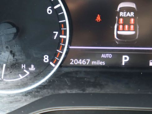 Used 2024 Nissan Pathfinder Rock Creek AWD/4WD image 11