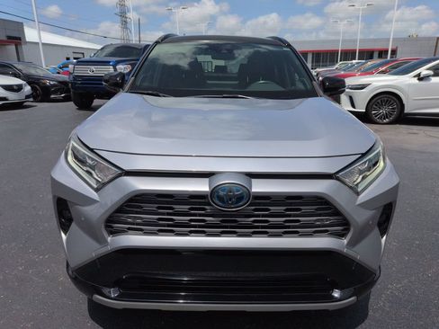 Certified 2020 Toyota RAV4 XSE AWD/4WD image 8
