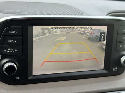 Used 2019 Hyundai Santa Fe SE image 17