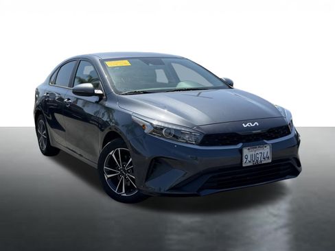 Certified 2024 Kia Forte LXS w/ LXS Technology Package FWD image 1