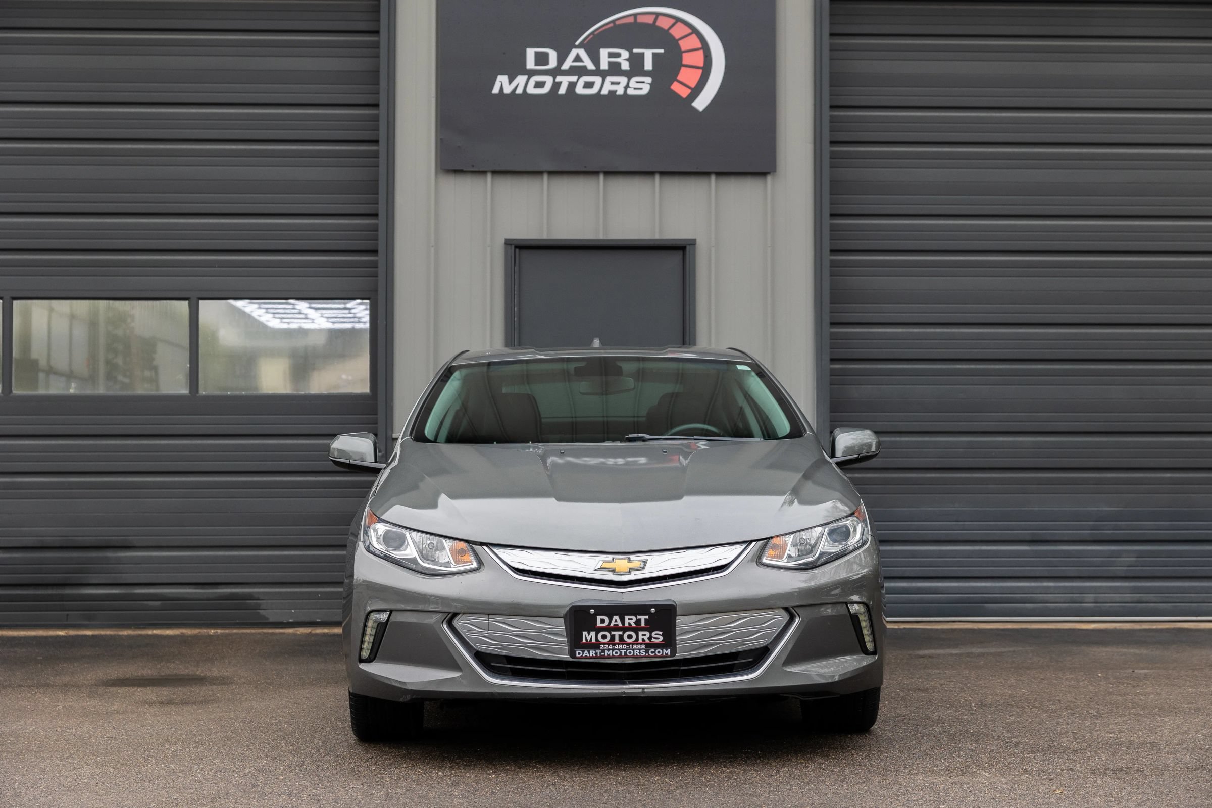 Used 2017 Chevrolet Volt LT FWD image 2