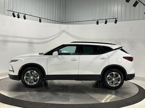 Used 2024 Chevrolet Blazer LT w/ Convenience Package AWD/4WD image 16
