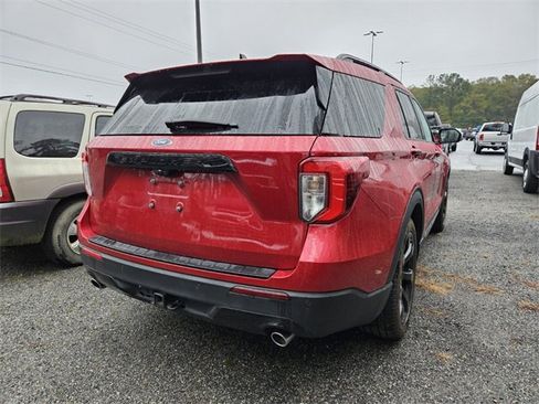 Used 2023 Ford Explorer ST-Line w/ Class IV Trailer Tow Package image 7