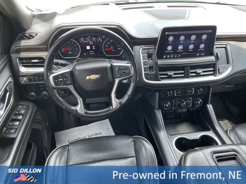 Used 2021 Chevrolet Suburban Premier w/ Premium Package image 2