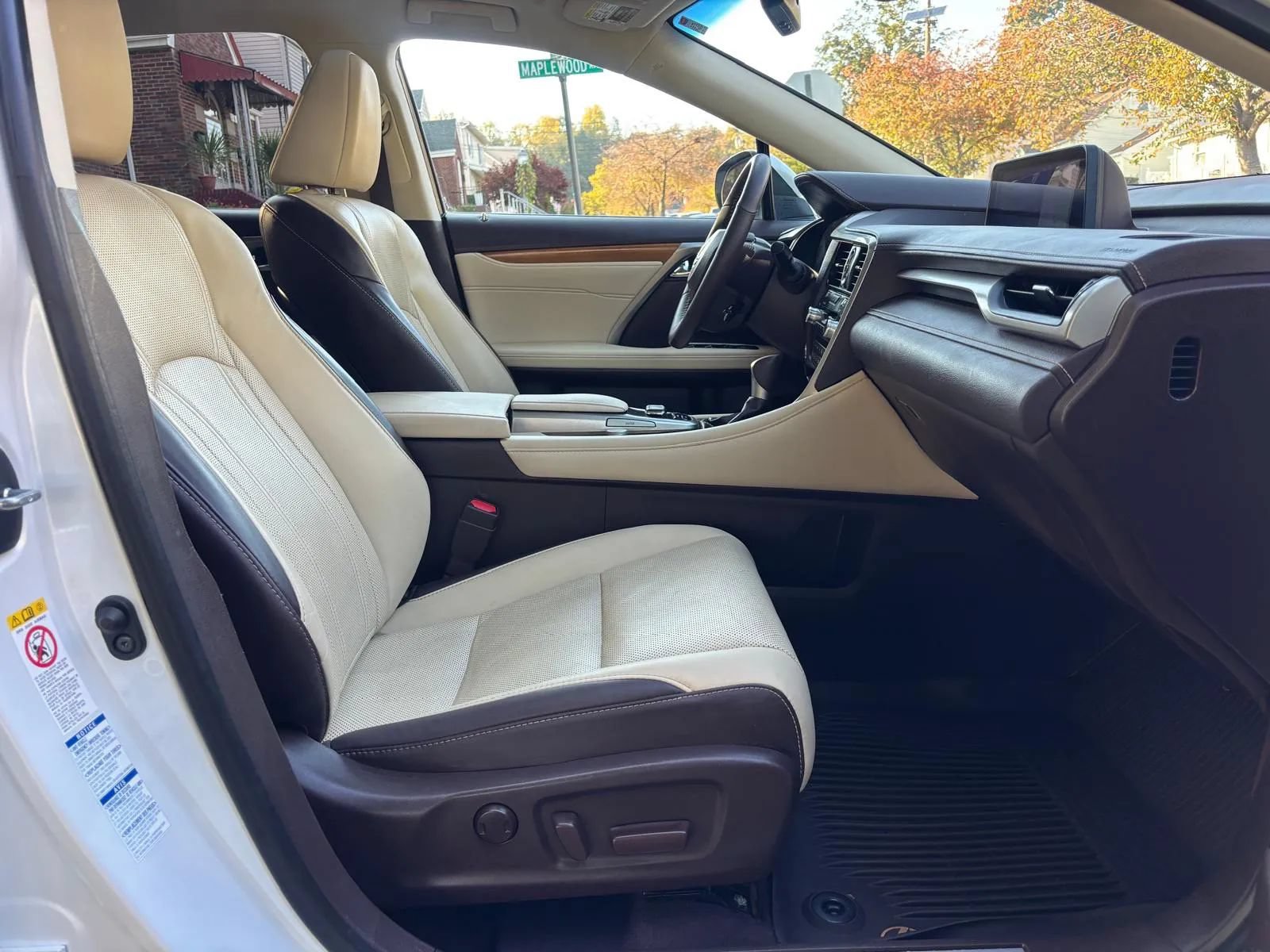 Used 2018 Lexus RX 350 AWD w/ Premium Package image 31