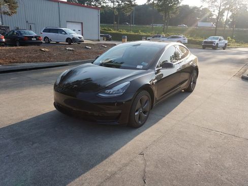 Used 2019 Tesla Model 3 Standard Range Plus RWD image 28
