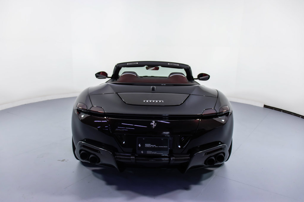Certified 2024 Ferrari Roma Spider RWD image 7