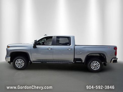 New 2026 Chevrolet Silverado 2500 LT w/ All Star Edition AWD/4WD image 2