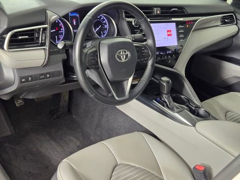 Used 2018 Toyota Camry SE w/ Audio Package FWD image 18