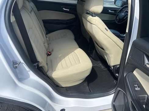 Used 2024 Ford Edge SE AWD/4WD image 18