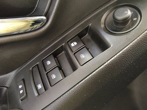 Used 2017 Chevrolet Trax LT FWD image 27
