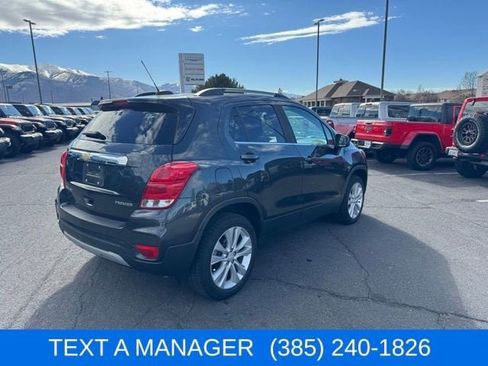 Used 2020 Chevrolet Trax Premier image 3