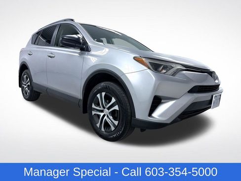 Used 2018 Toyota RAV4 LE w/ Carpet Mat Package AWD/4WD image 1