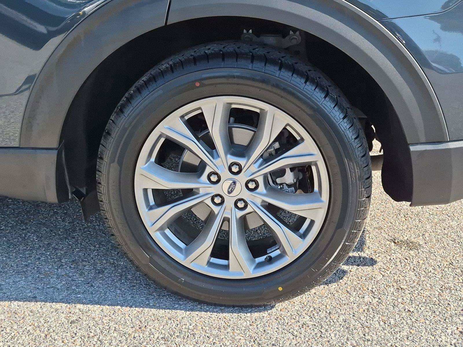 Used 2024 Ford Explorer Limited w/ Limited Technology Package AWD/4WD image 9