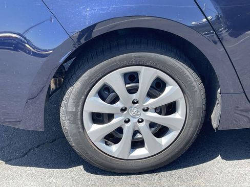 Used 2024 Toyota Corolla LE FWD image 7