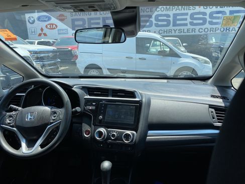 Used 2019 Honda Fit EX image 23