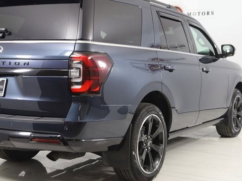 Used 2024 Ford Expedition Limited image 46