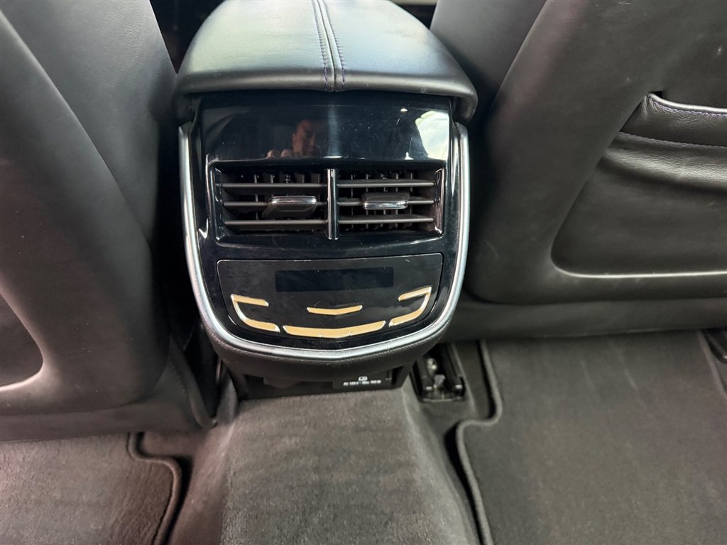 Used 2015 Cadillac XTS Platinum AWD/4WD image 17