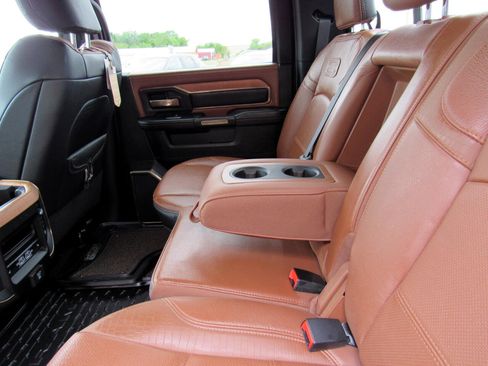 Used 2024 RAM 2500 Limited image 42