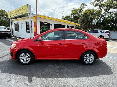 Used 2014 Chevrolet Sonic LT image 4