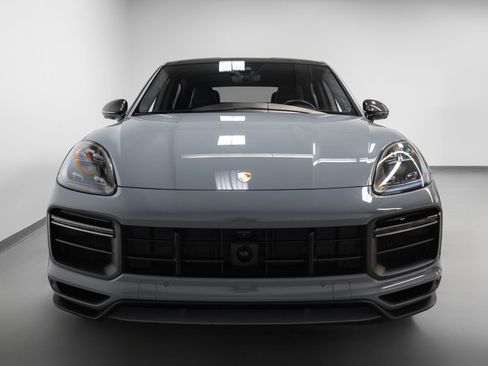 Certified 2023 Porsche Cayenne Turbo GT AWD/4WD image 8
