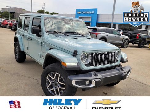 Used 2024 Jeep Wrangler Unlimited Sahara w/ Technology Group AWD/4WD image 1