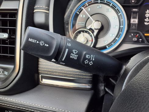 Used 2020 RAM 1500 Limited AWD/4WD image 25