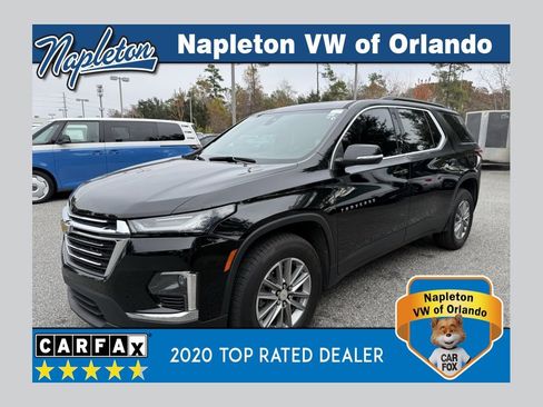 Used 2023 Chevrolet Traverse LT image 1