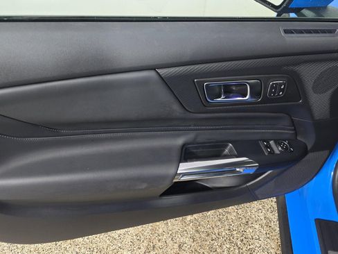 Used 2025 Ford Mustang Premium image 11